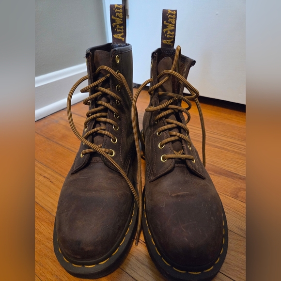 Dr. Martens 1460 Brown Crazy Horse Leather Combat Boots 8-Eye Size Women 9 Men 8 - Picture 2 of 16